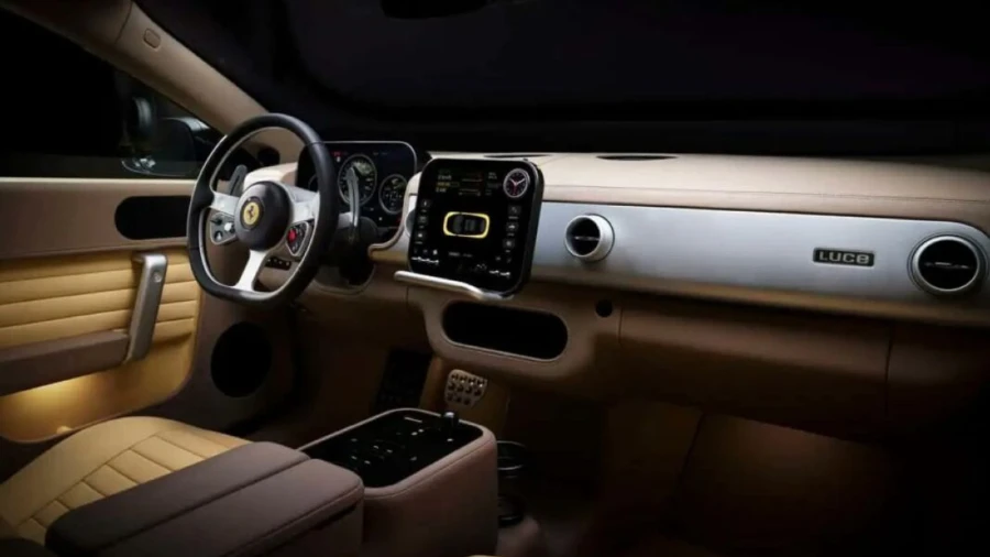Ferrari Luce interior